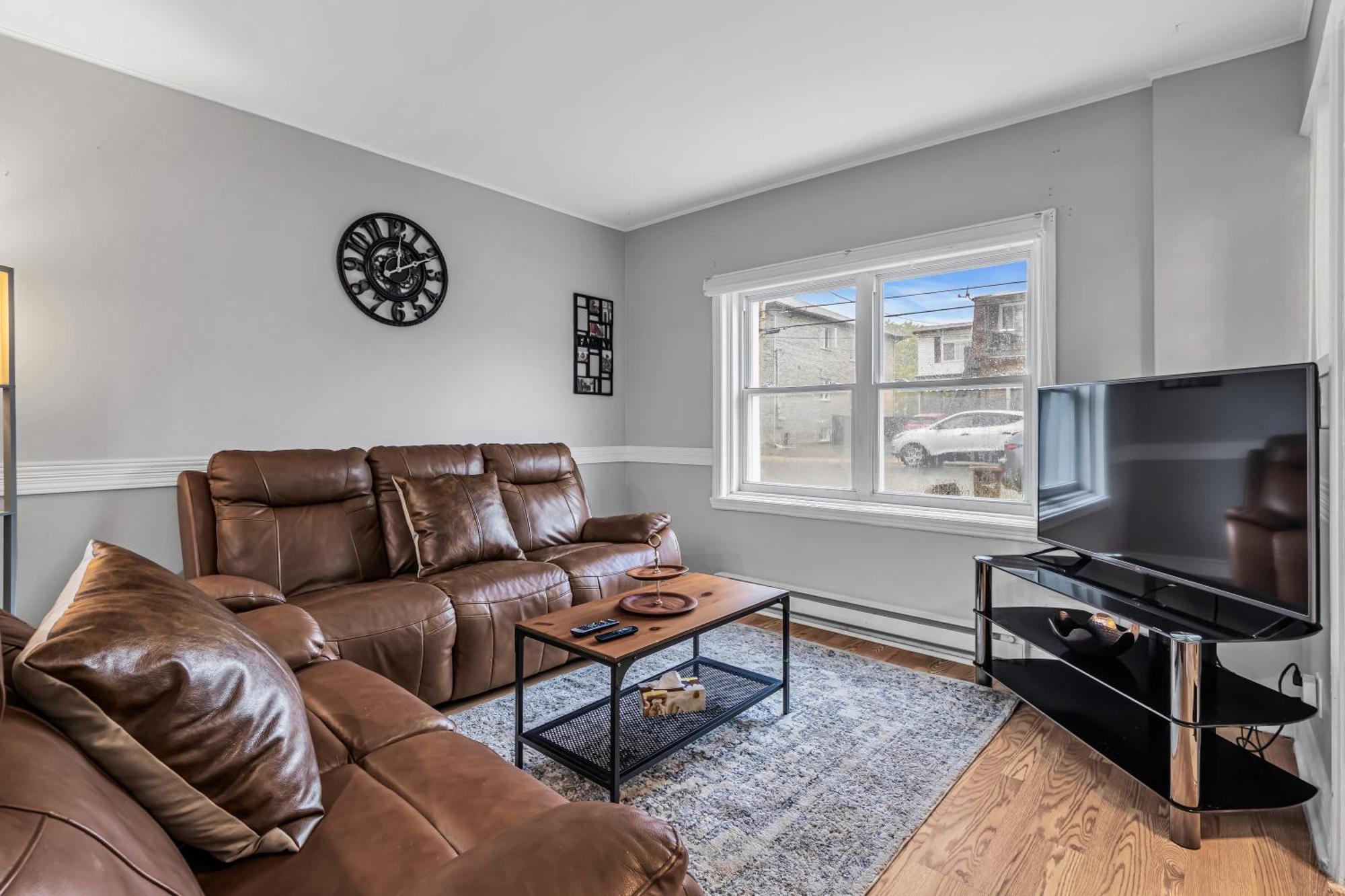 Beautiful 2 Bdr South Shore Montreal Longueuil Ngoại thất bức ảnh
